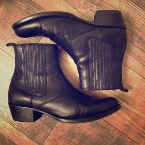 Frye western style  boots size 8.5b